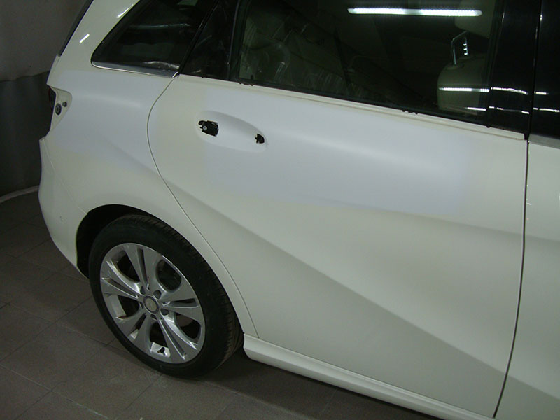 Ремонт задней двери и крыла Мерседес Б180 (Mercedes-Benz B180)