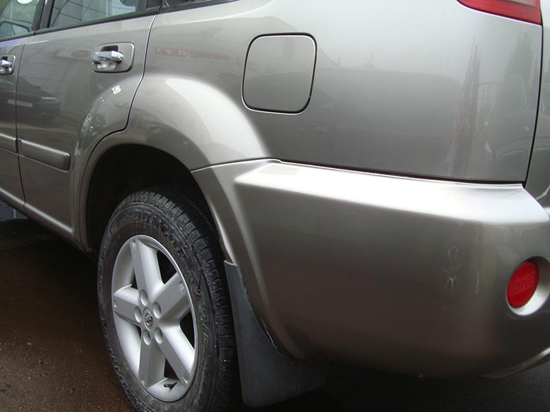 Ремонт Ниссан Икс Трайл (Nissan X-Trail): удаление ржавчины на пороге, устранение вмятин на бампере и багажнике
