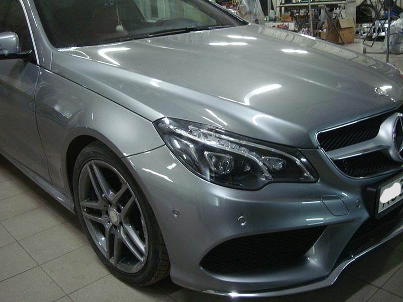 Ремонт и покраска крыла и бампера автомобиля Мерседес (Mercedes) Е-класс