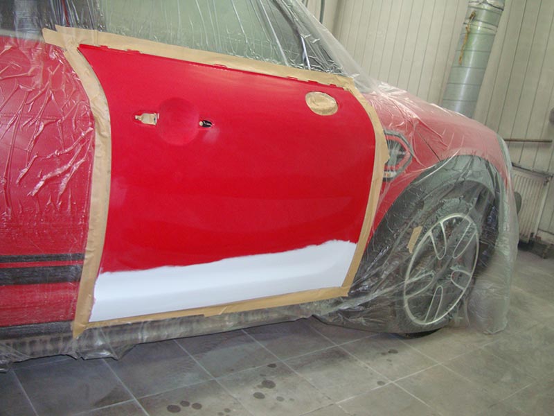 Ремонт и покраска двери автомобиля Мини Кантримен (MINI Countryman)